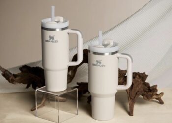 *RARE* Stanley Quencher 40oz Tumbler solely $38.99 shipped (Reg. $50!)